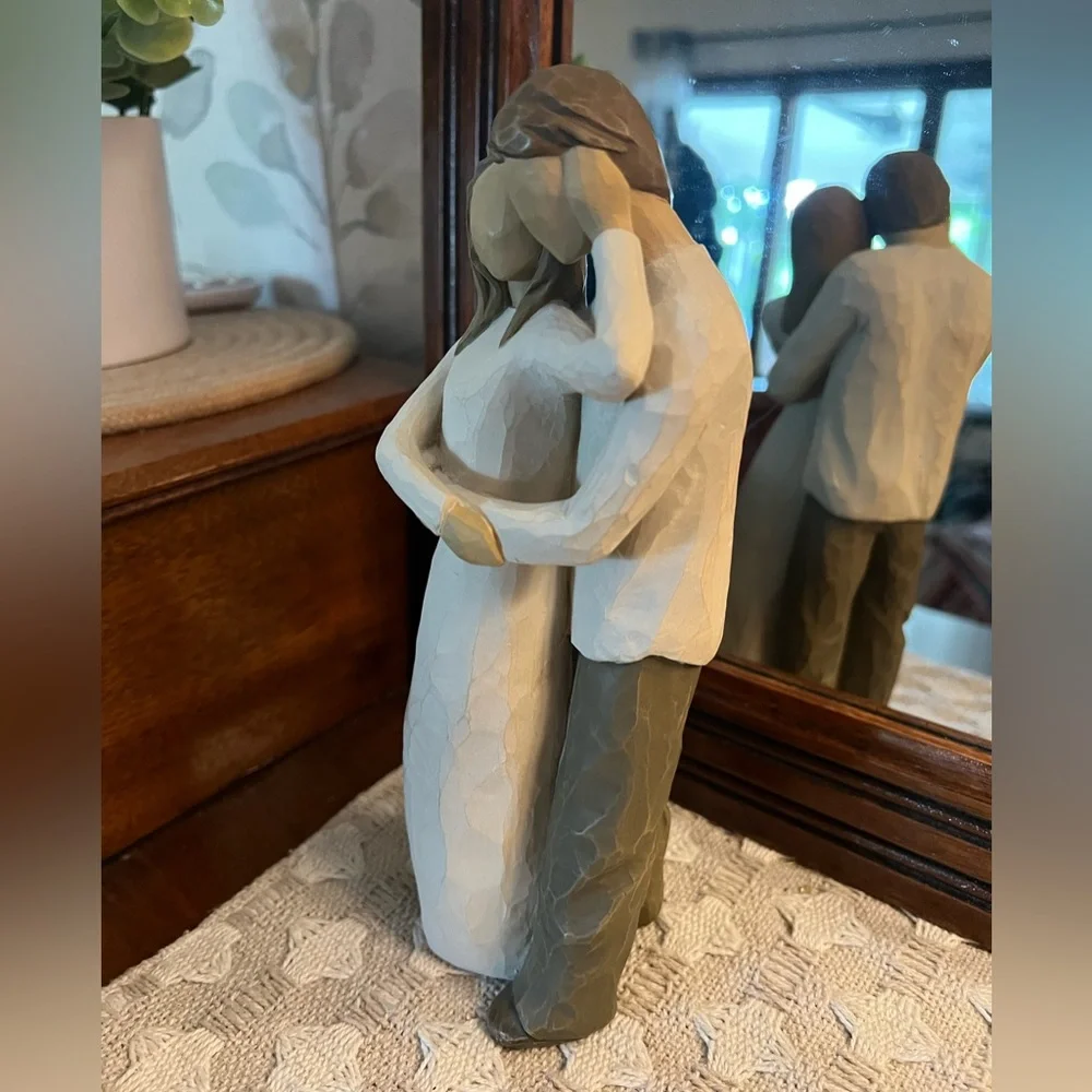 WILLOW TREE 'Together' Hand Painted Rustic Couple Figurine Light Skin and‎ Hair